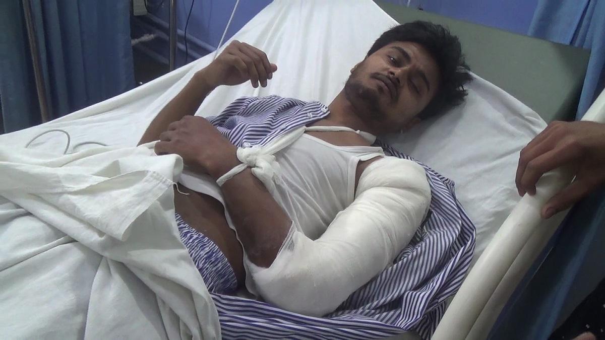 बीजेपी कार्यकर्ताओं पर मारपीट का आरोप (फोटो- आजतक)