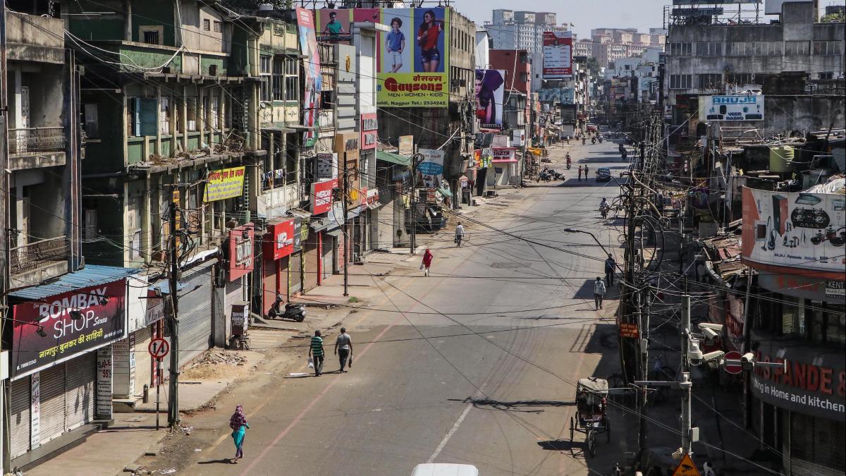 नागपुर शहर में पसरा सन्नाटा