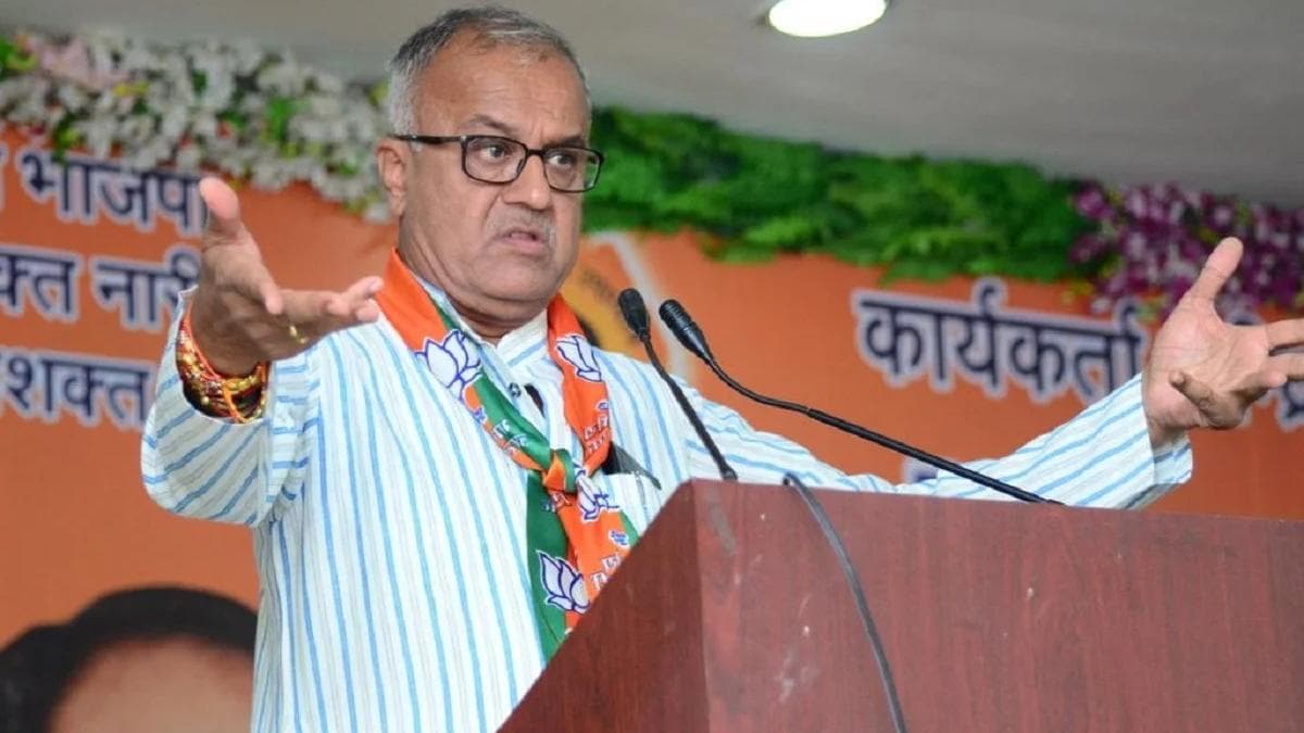 MP: खंडवा से बीजेपी सांसद नंदकुमार सिंह चौहान का निधन, एक महीने से चल रहा था इलाज - Madhya Pradesh Khandwa BJP MP Nandkumar Singh Died Corona Positive - AajTak