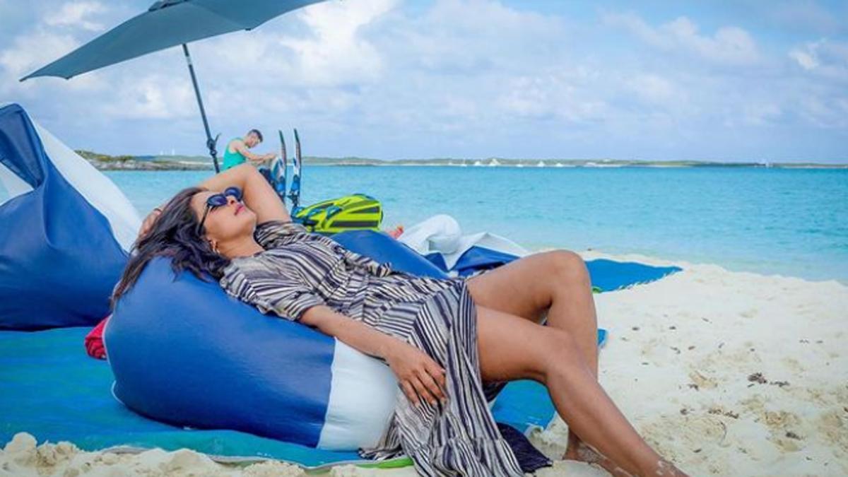 प्र‍ियंका चोपड़ा-न‍िक जोनस  