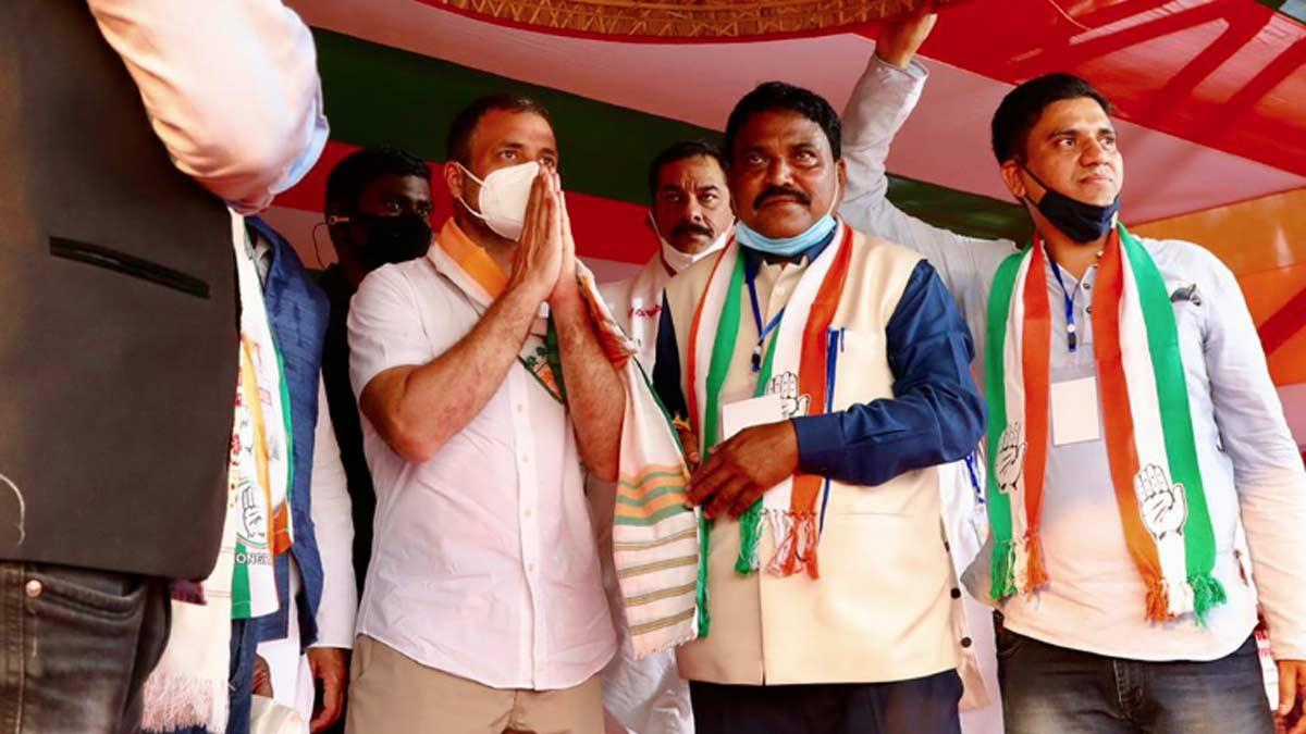 असम में चुनाव प्रचार करते कांग्रेस नेता राहुल गांधी (पीटीआई)