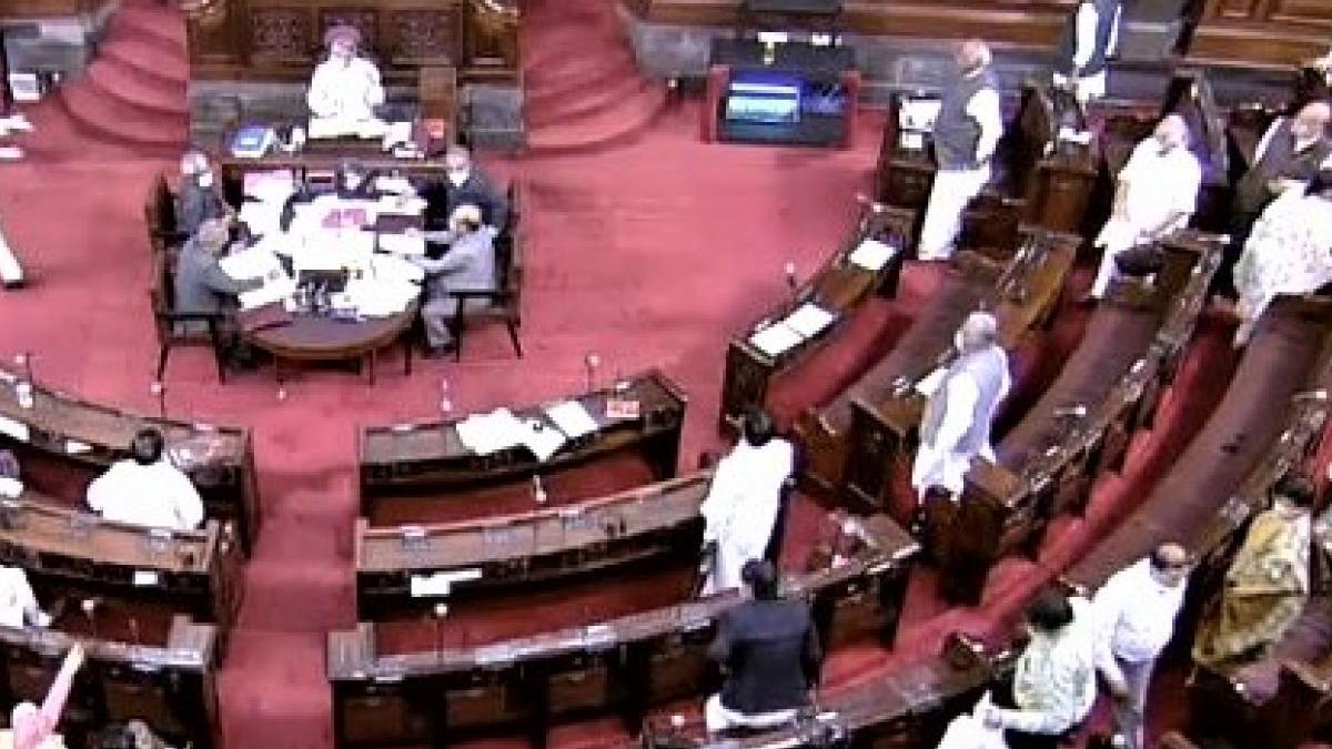 भारी हंगामे के बीच राज्यसभा से पास हुआ GNCT बिल