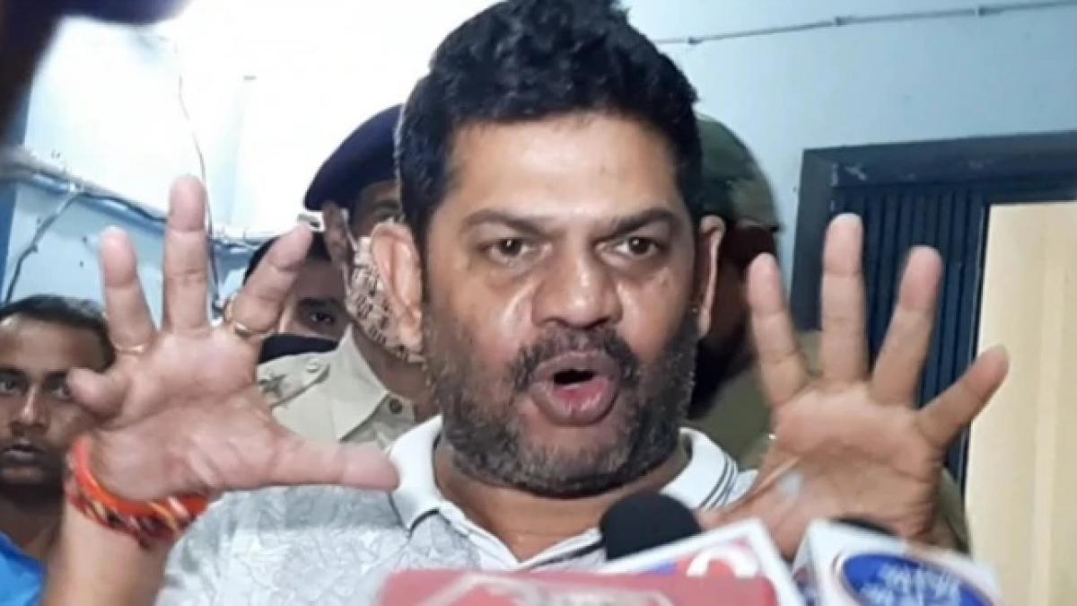 बीजेपी नेता राकेश सिंह