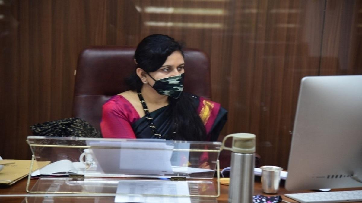 नोएडा ऑथोरिटी की सीईओ ऋतु माहेश्वरी.