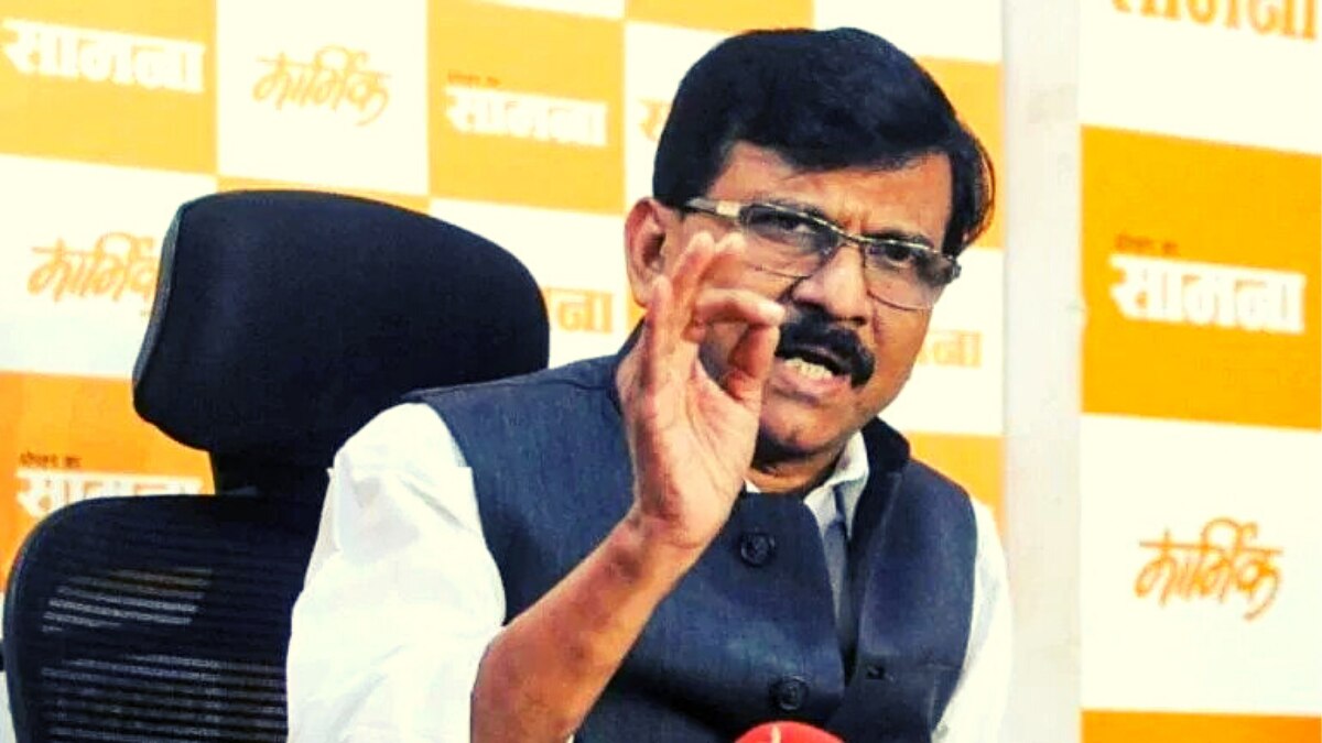 शिवसेना नेता संजय राउत (फाइल फोटो)