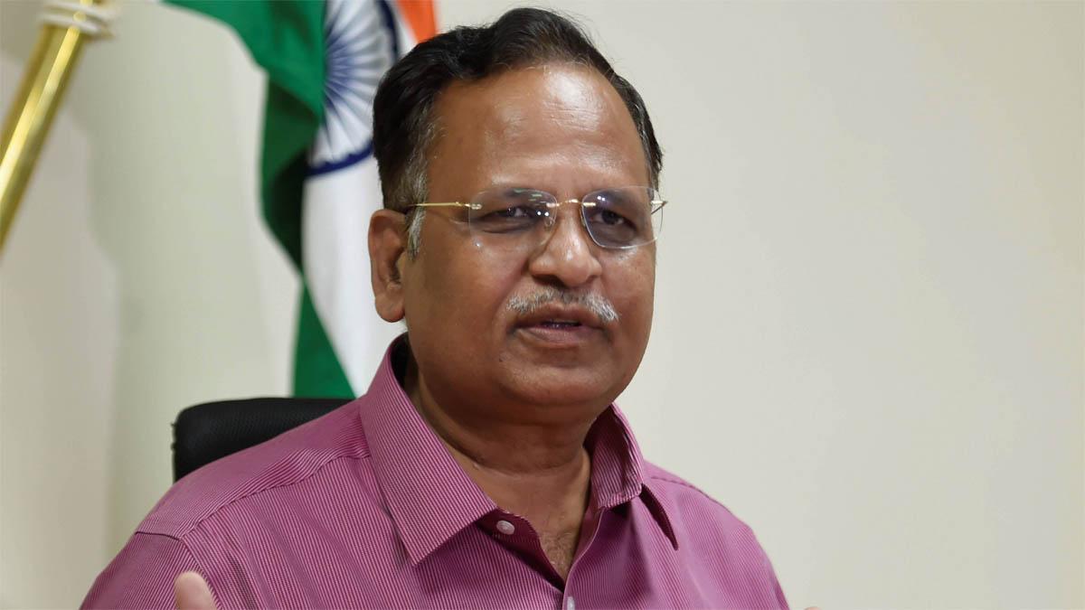 दिल्ली के स्वास्थ्य मंत्री सत्येंद्र जैन (फोटो-PTI)