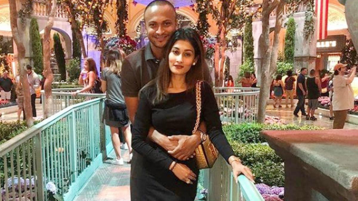 Shakib al Hasan with his wife (Photo-Instagram)
