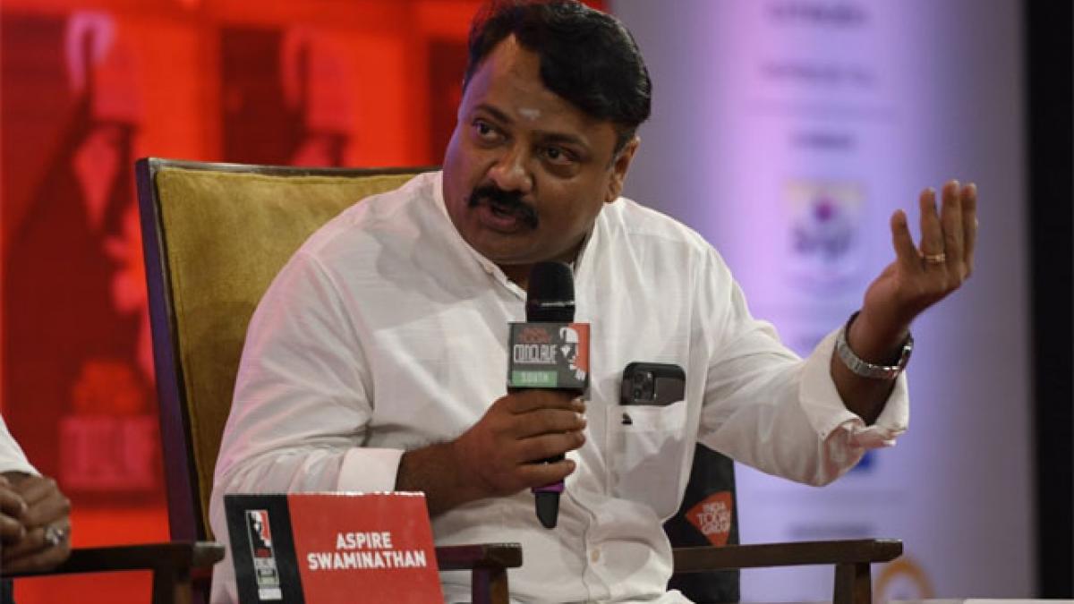 अन्नाद्रमुक के नेता अस्पायर के. स्वामीनाथन (Credit: Yasir Iqbal)