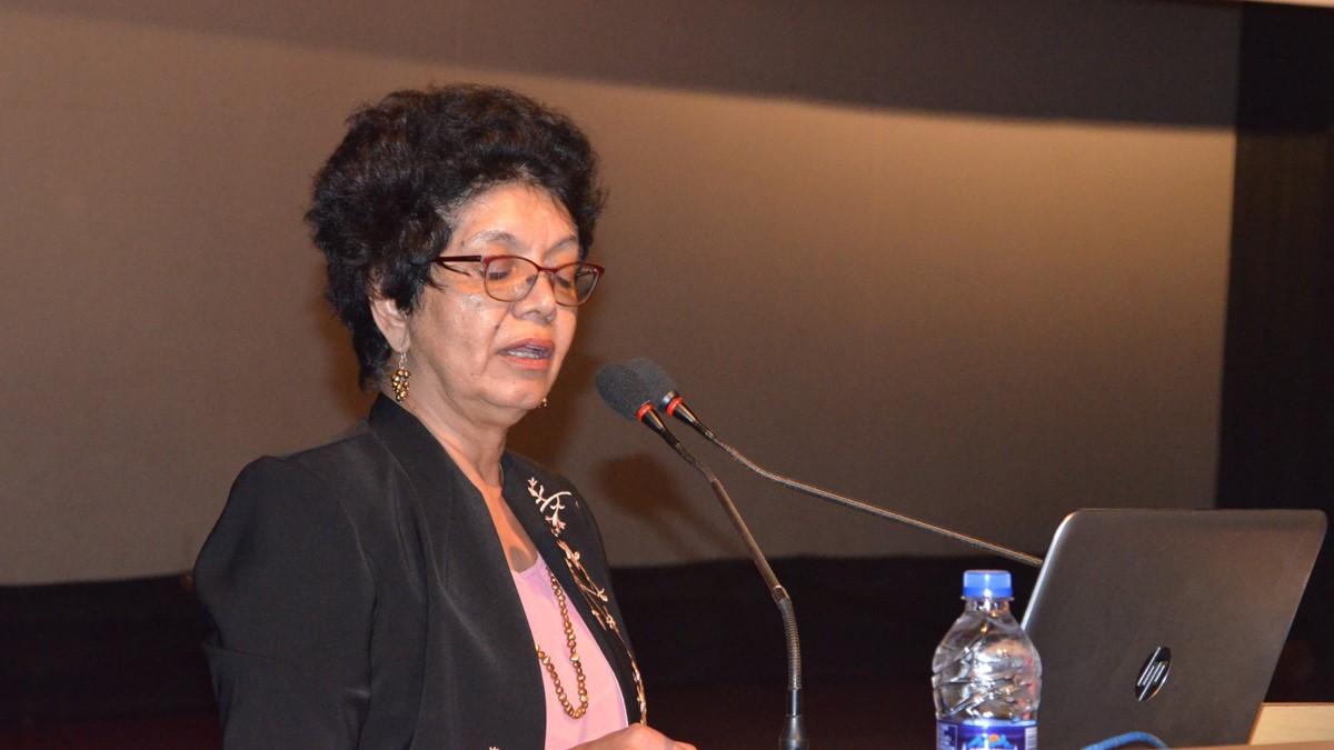 Anju Seth Director, IIM-C