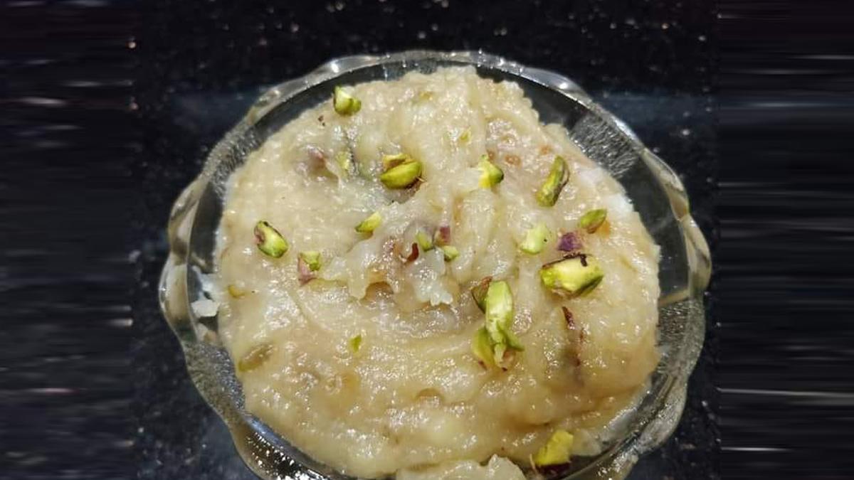 Pic: aalu-ka-halwa_fb1
