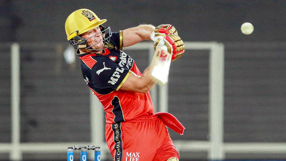 AB de Villiers hit three sixes in the final over, bowled by Marcus Stoinis (PTI)