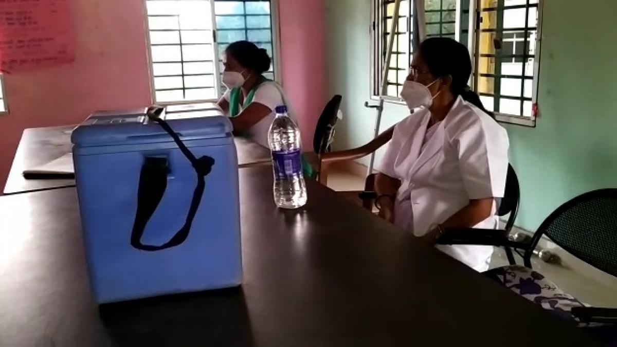 दिन भर इंतजार करती रही टीम