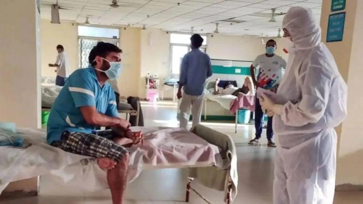 कोलकाता के कई अस्पतालो में बेड्स की कमी (फाइल फोटो)