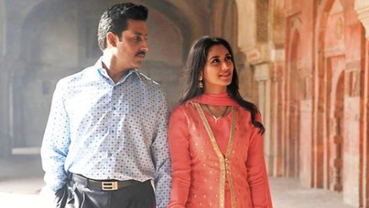 अभिषेक बच्चन संग निकिता दत्ता