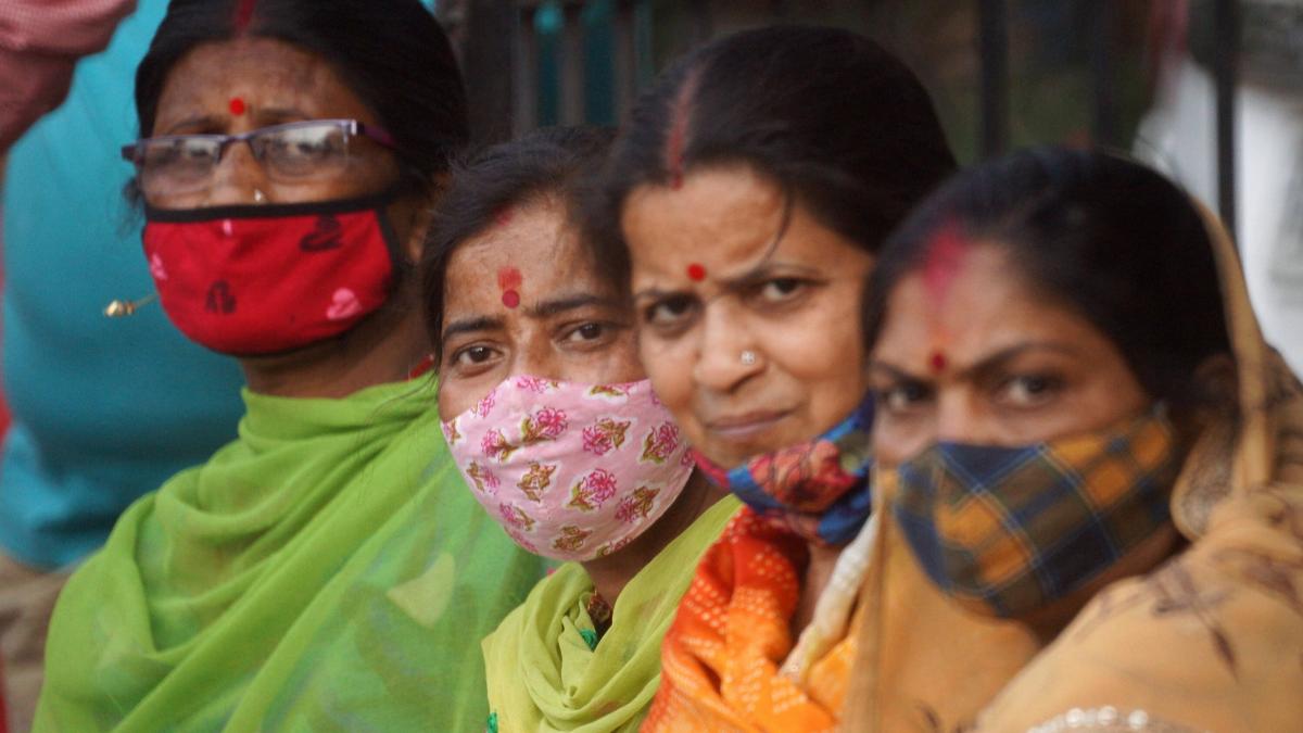 बंगाल में तेजी से बढ़ रहे हैं कोरोना के नए मामले (फोटो-PTI)