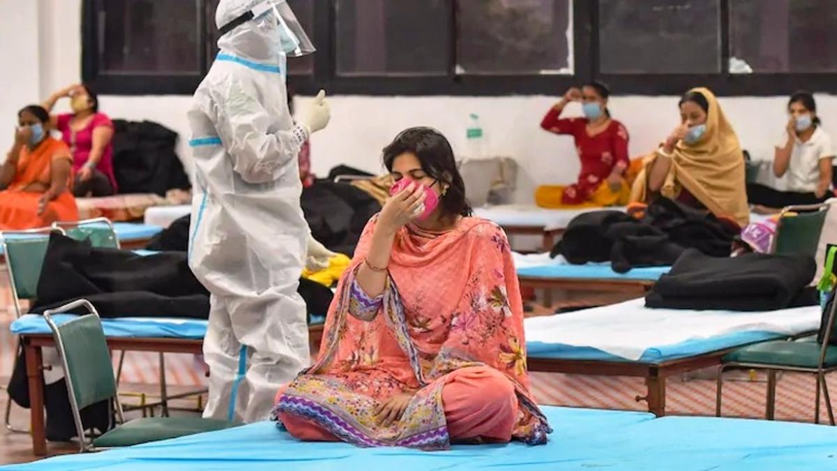 कोविड मरीजों के क्लेम जल्द निपटाने के निर्देश (फाइल फोटो: PTI)  