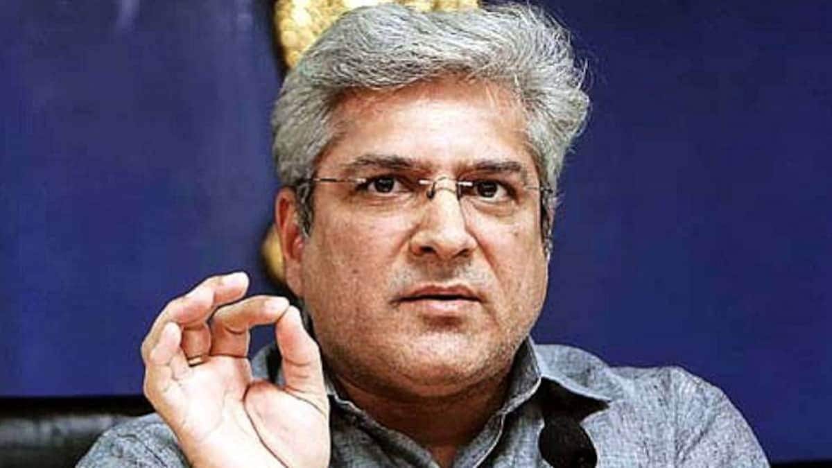 दिल्ली के परिवहन मंत्री कैलाश गहलोत हुए कोरोना संक्रमित, खुद को किया आइसोलेट - Delhi Transport minister Kailash Gahlot covid positive - AajTak