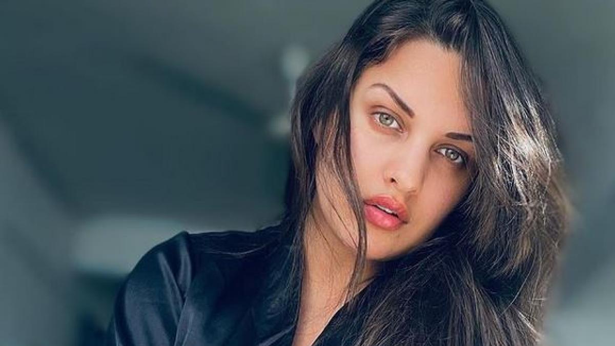 हिमांशी खुराना