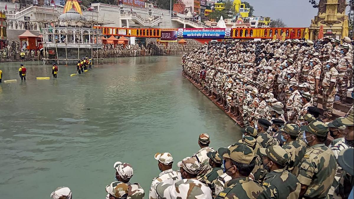 हरिद्वार में जारी है कुंभ का आयोजन (फाइल फोटो: PTI)