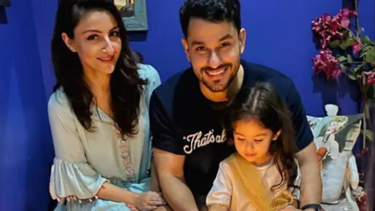 कुणाल और सोहा संग इनाया