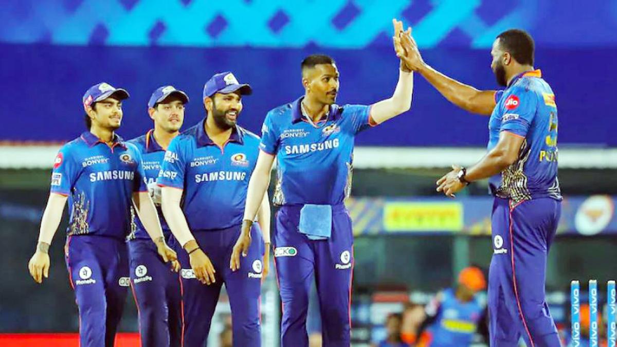 Hardik Pandya affected 2 crucial run-outs for Mumbai Indians (PTI)