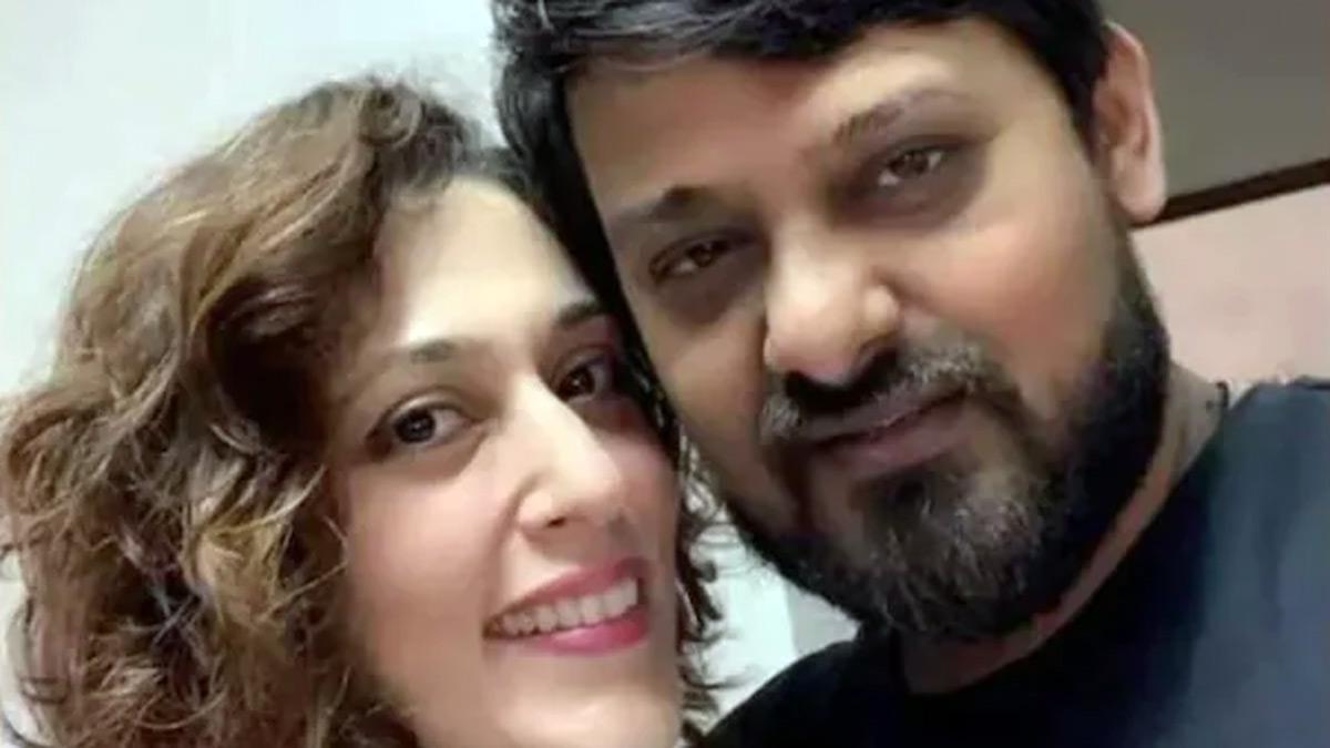 कमलरुख पति वाज‍िद खान के साथ 