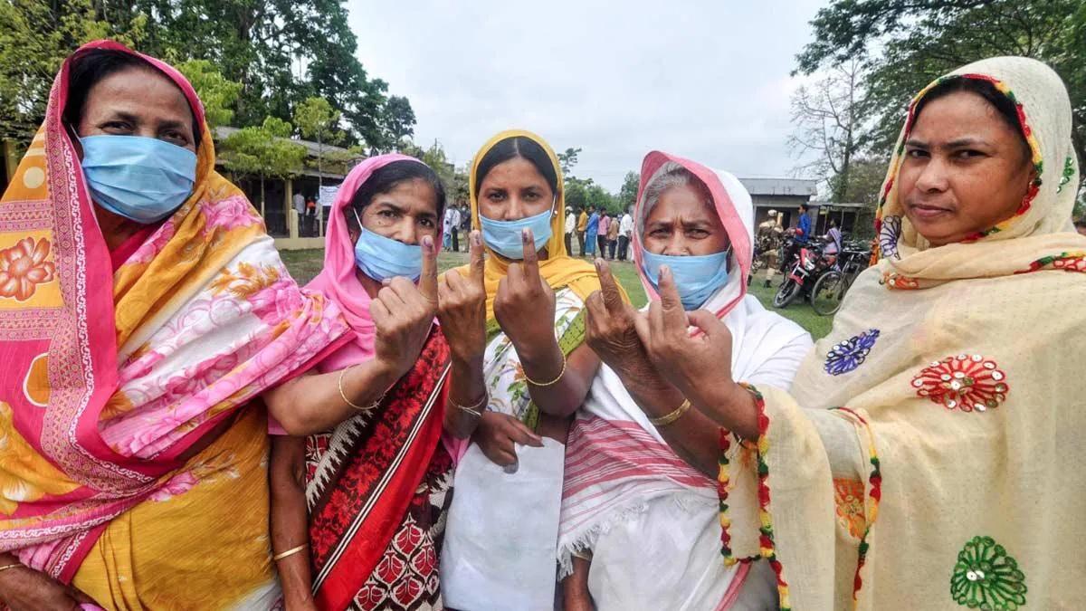 असम में दूसरे चरण के दौरान हुआ भारी मतदान (फोटोः पीटीआई)