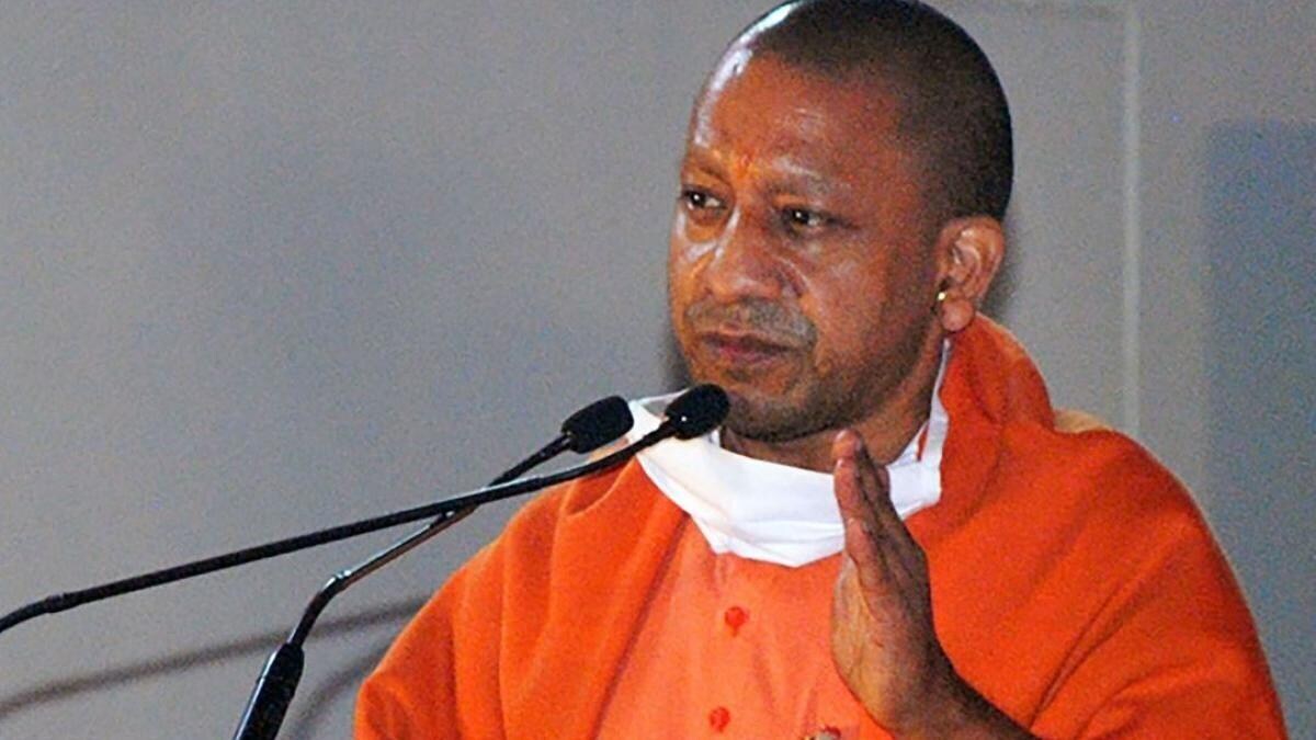 UP: सीएम योगी बोले- कल से 11 और जिलों में 18+ का टीकाकरण, 20 मई तक कोचिंग इंस्टिट्यूट्स रहेंगे बंद - CM Yogi Announces corona Virus vaccination of 18 to 44 in 11 more districts of UP - AajTak