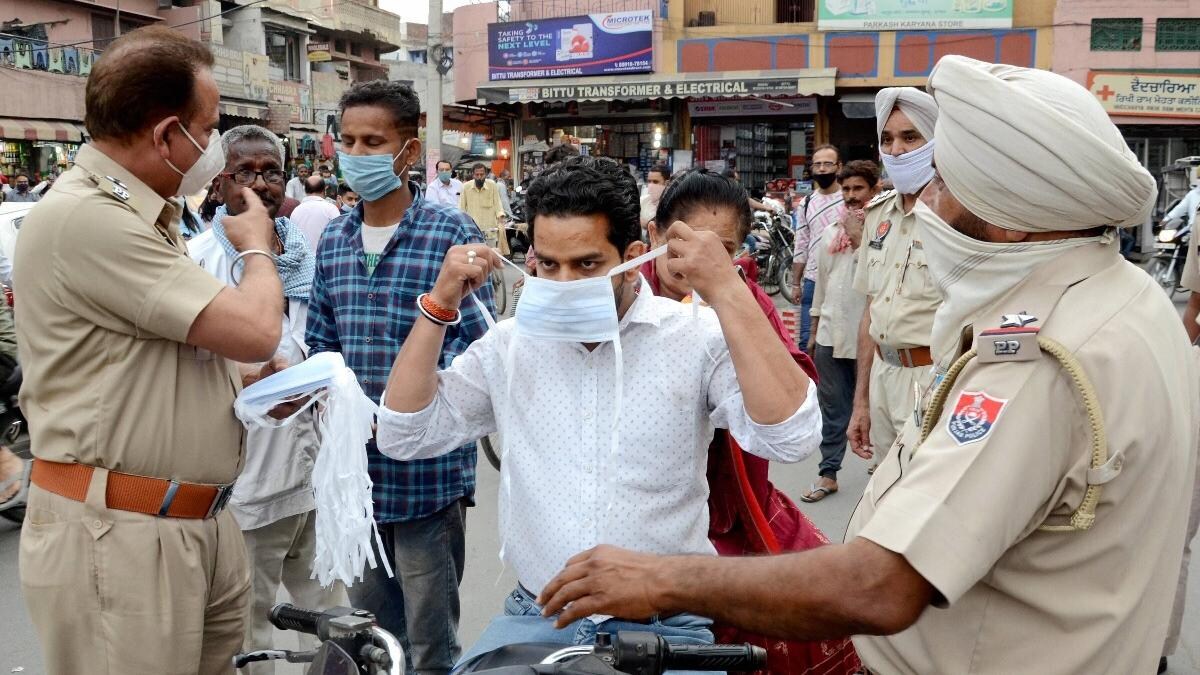 कोरोना: 13 राज्यों में 1 लाख से अधिक केस, देखिए कहां थम रही लहर-कहां खतरा बरकरार - India Corona virus updates More than 1 lakh cases in 13 states positivity rates of