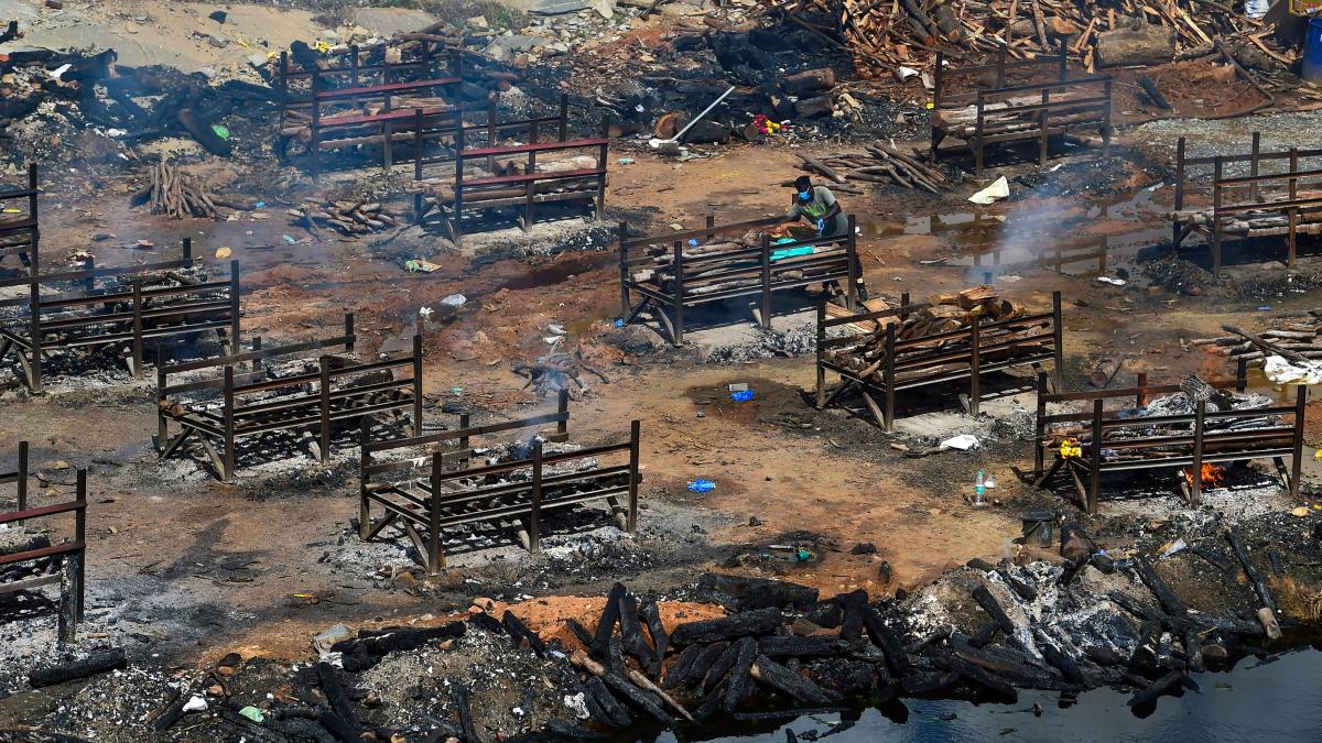 आज का दिन: कोरोना से 80% है रिकवरी रेट, फिर भी क्यों बढ़ रहा मौत का आंकड़ा?