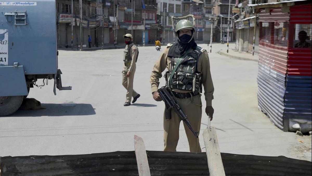 सुरक्षाबलों के जवान (फाइल फोटो)