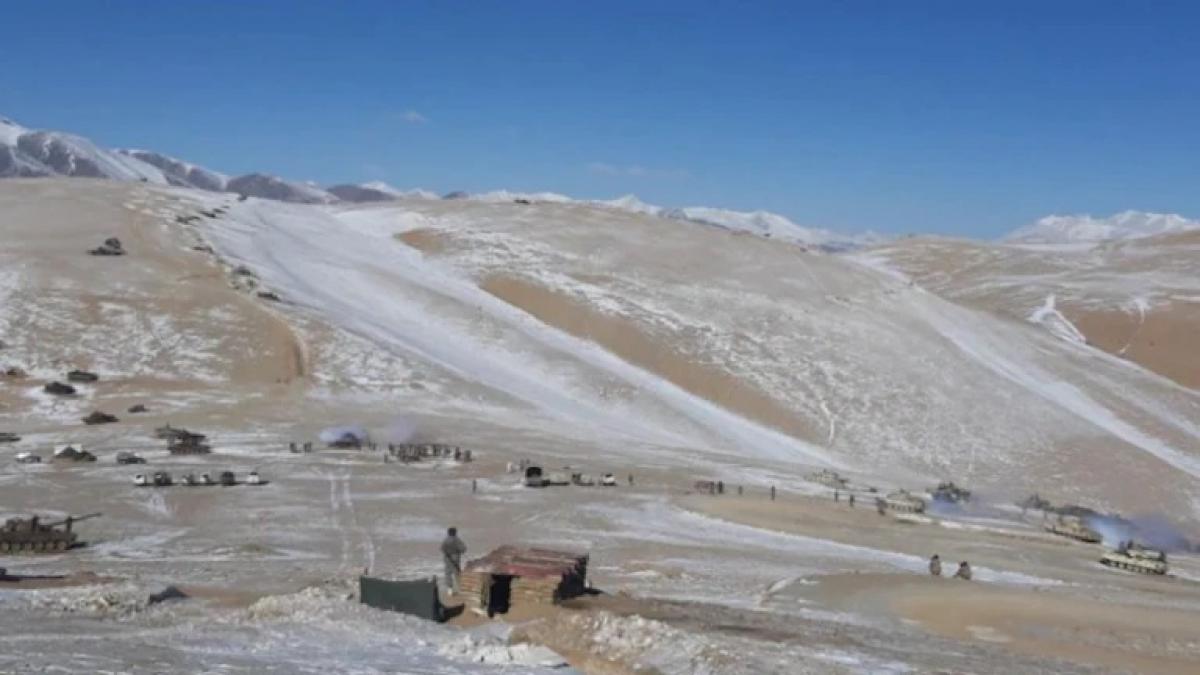 चीन बॉर्डर पर फिर सख्ती बढ़ा रहा है हिन्दुस्तान (फाइल फोटो: PTI)