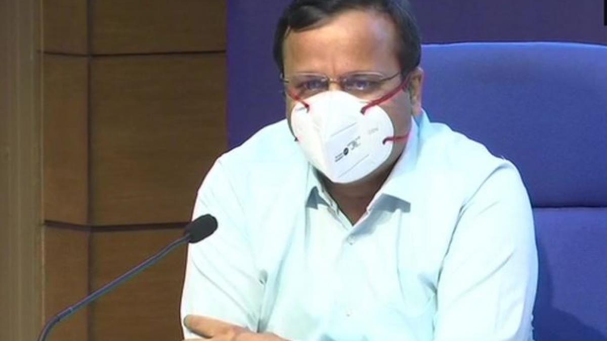 कोरोना पर सरकार की नई गाइडलाइन, एक से दूसरे राज्य जाने से पहले अब RTPCR टेस्ट जरूरी नहीं