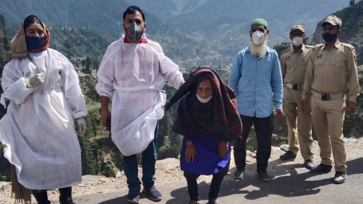 भारत में लगी सबसे उम्रदराज महिला को वैक्सीन