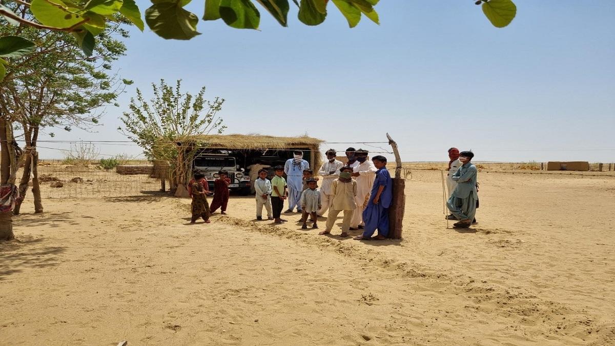 आर्थिक तंगी का सामना कर रहे हैं सम के कई परिवार.