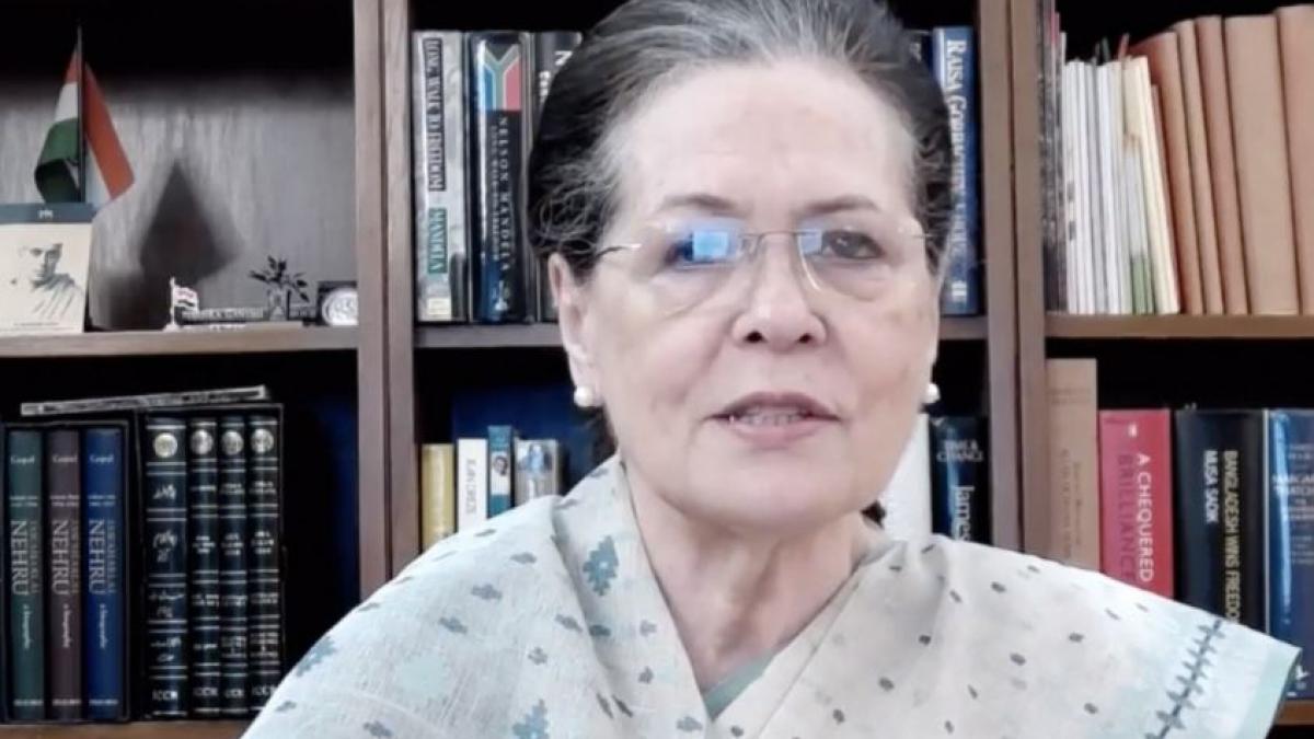विधानसभा चुनाव में मिली हार पर समीक्षा के लिए सोनिया गांधी ने बनाई पांच सदस्यीय टीम