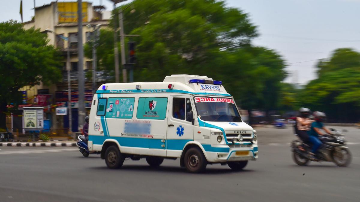 सरकार ने कहा है कि सड़कें खाली हैं. इसलिए सायरन की जरूरत भी नहीं. (फाइल फोटो-PTI)