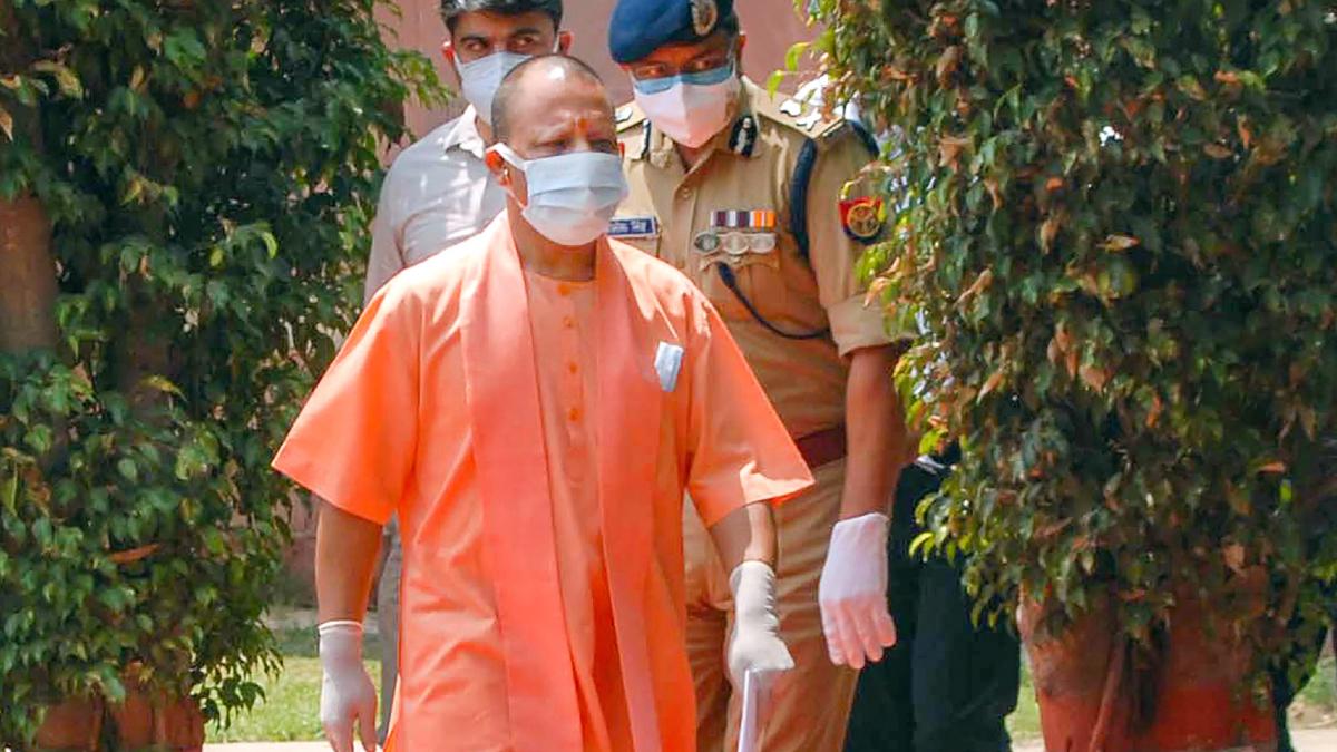 तीन जिलों के दौरे पर रहेंगे सीएम योगी (फाइल फोटो-PTI)