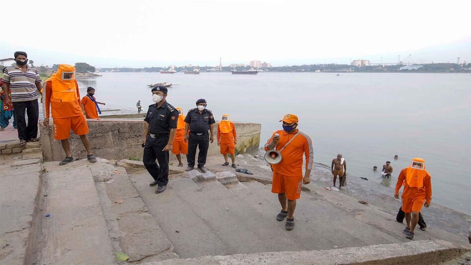 Cyclonic Live Updates: चक्रवाती तूफान 'यास' की दस्तक! ओडिशा में रेड अलर्ट, NDRF की टीमें तैनात - cyclone yaas Tracker latest updates today 24 may 2021 West Bengal Odisha coasts Cyclonic Storm