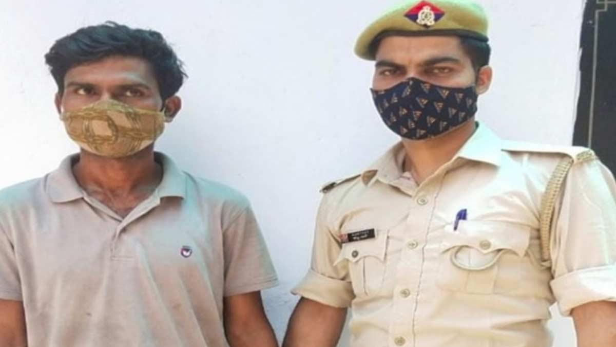 तेजाब फेंकने के आरोप में युवक गिरफ्तार (फोटो-आजतक)