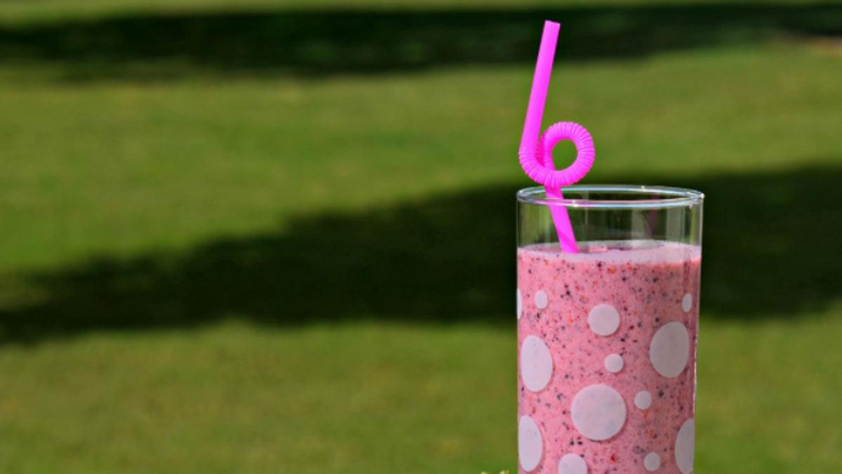 Pomrgranate Kiwi Smoothie Recipe in Hindi