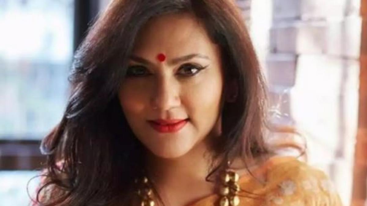 दीपिका चिखालिया