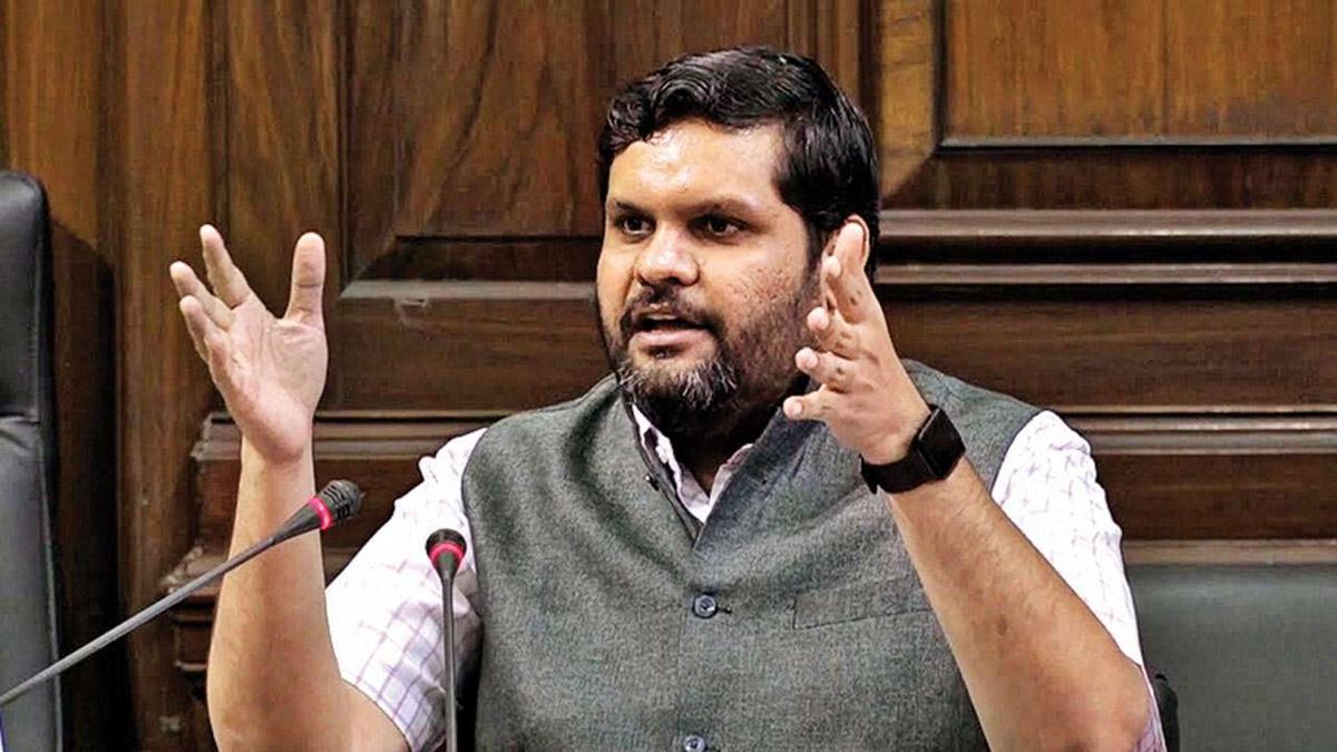 गौरव वल्लभ