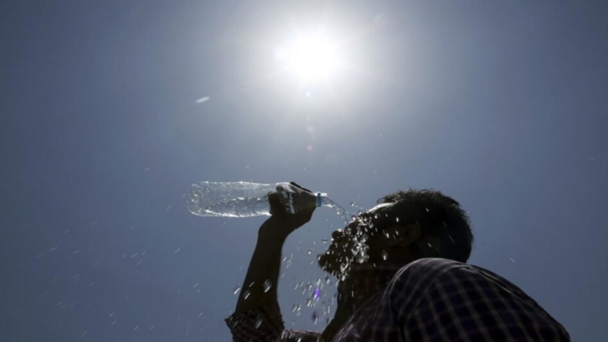 तापमान पहुंचा 53 के पार (प्रतीकात्मक तस्वीर)
