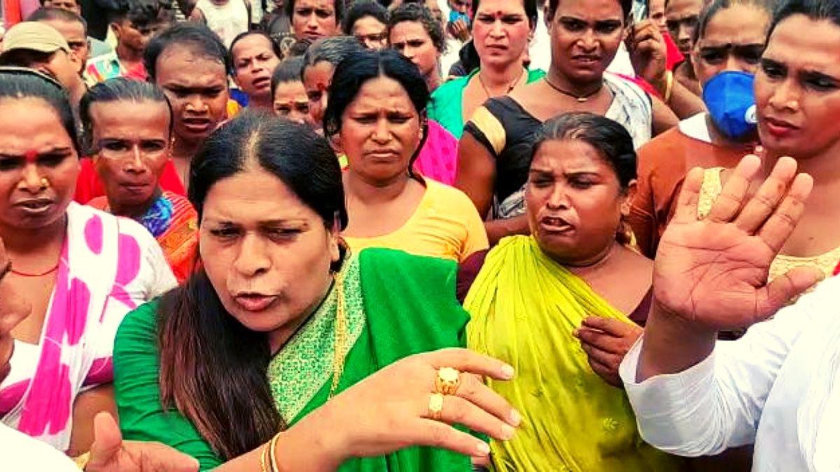 किन्नरों के गुटों में हुई झड़प 