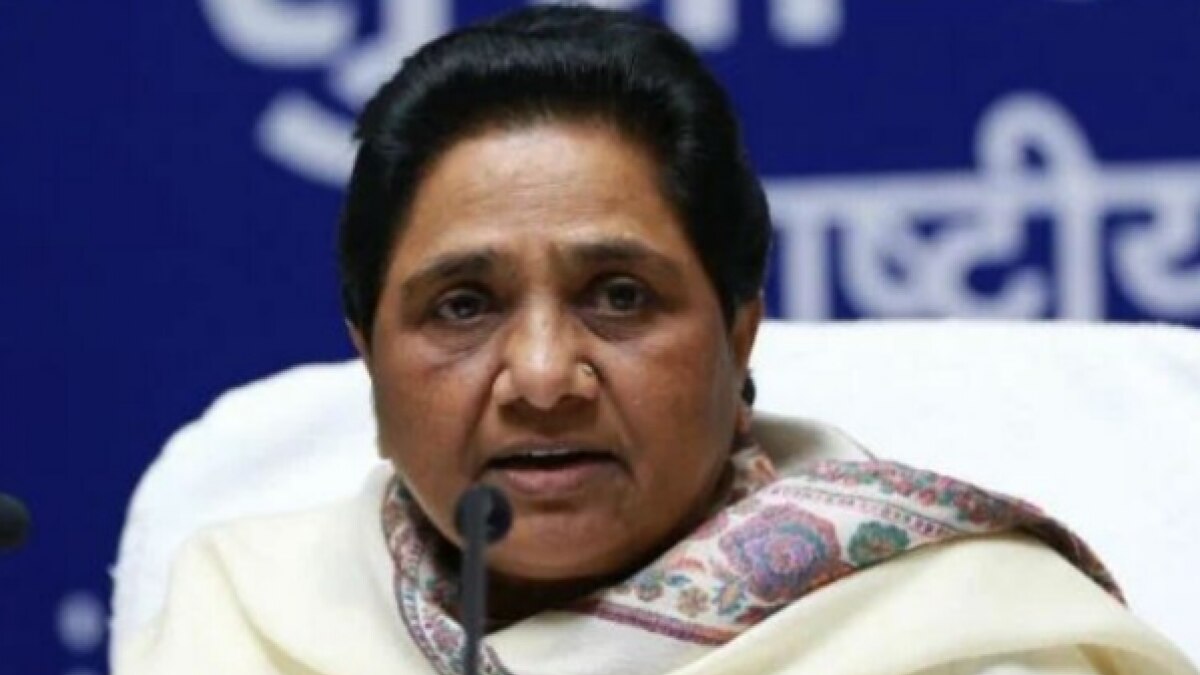 अकेली पड़तीं मायावती