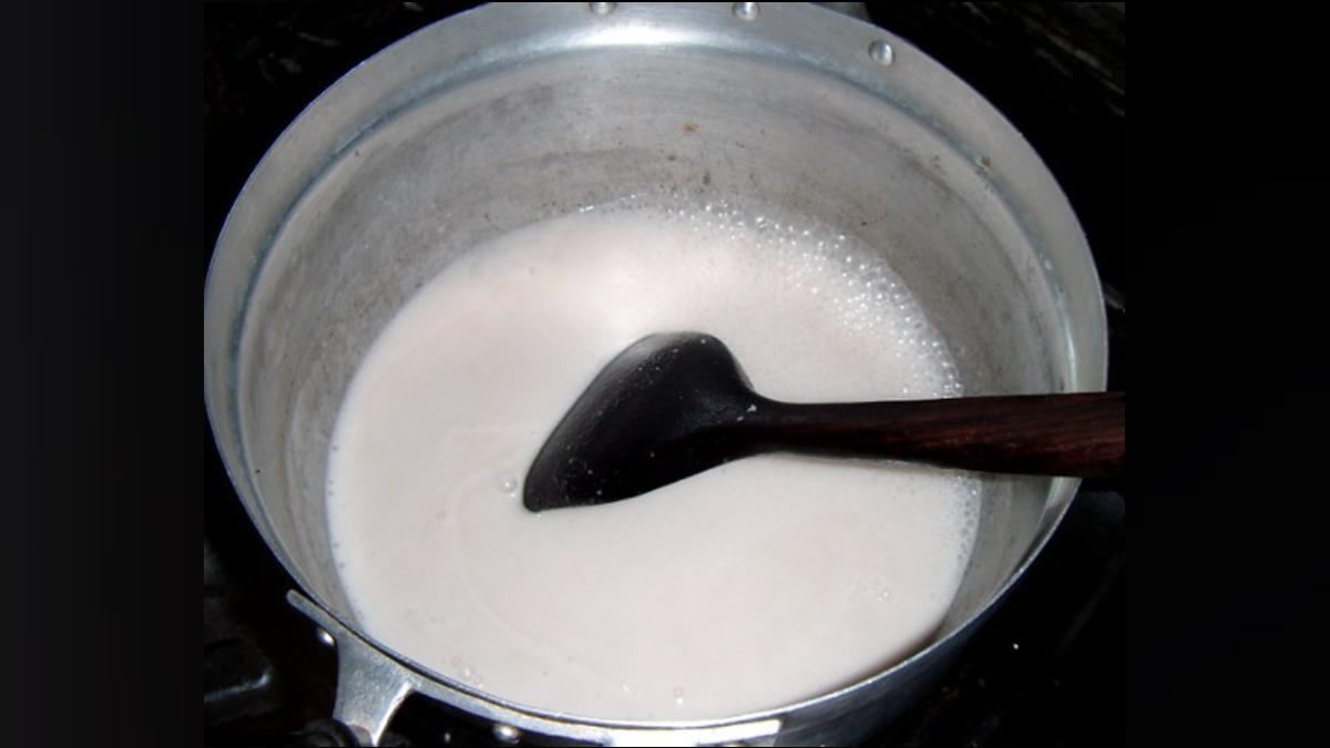 Tips to Boil Milk Perfectly इन टिप्स को फॉलो कर उबालें दूध, बिल्कुल