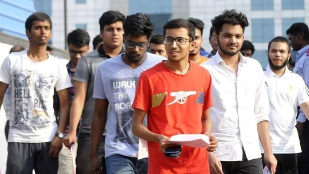 NEET UG 2021: एंट्रेंस एग्जाम के लिए जल्द जारी होंगे रजिस्ट्रेशन फॉर्म, यहां देखें लेटेस्ट अपडेट