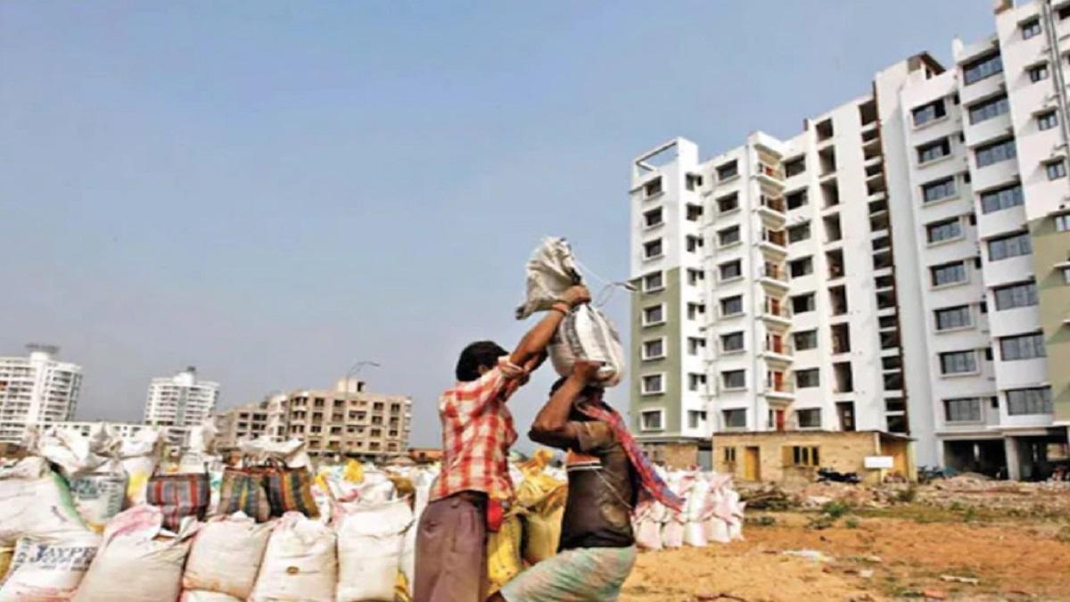 वेव मेगा सिटी प्रोजेक्ट पर भी पड़ेगा असर. (तस्वीर-PTI)