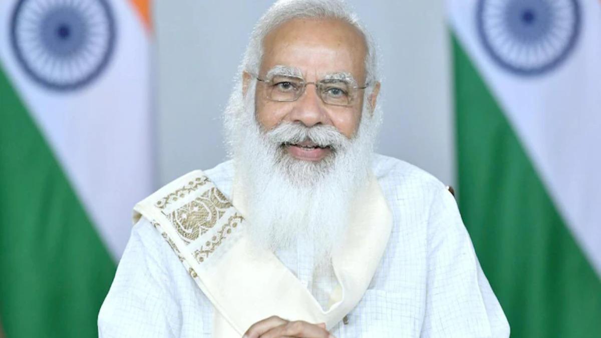 प्रधानमंत्री नरेंद्र मोदी ने फ्री वैक्सीन का ऐलान किया था